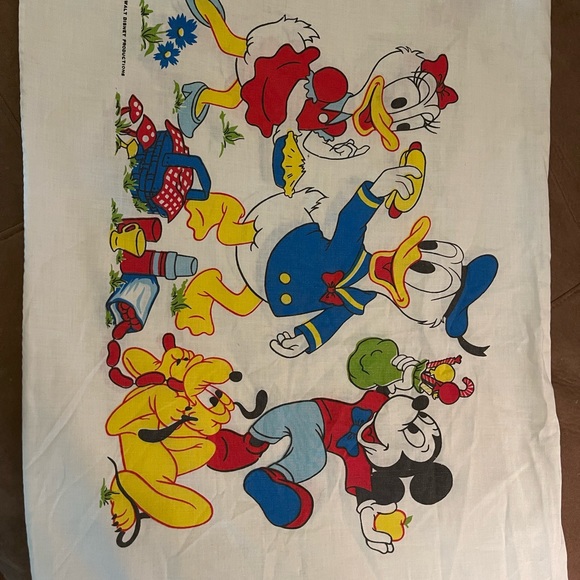 Vintage Walt Disney Mickey & Friends Large Pillowcase - Picture 4 of 11